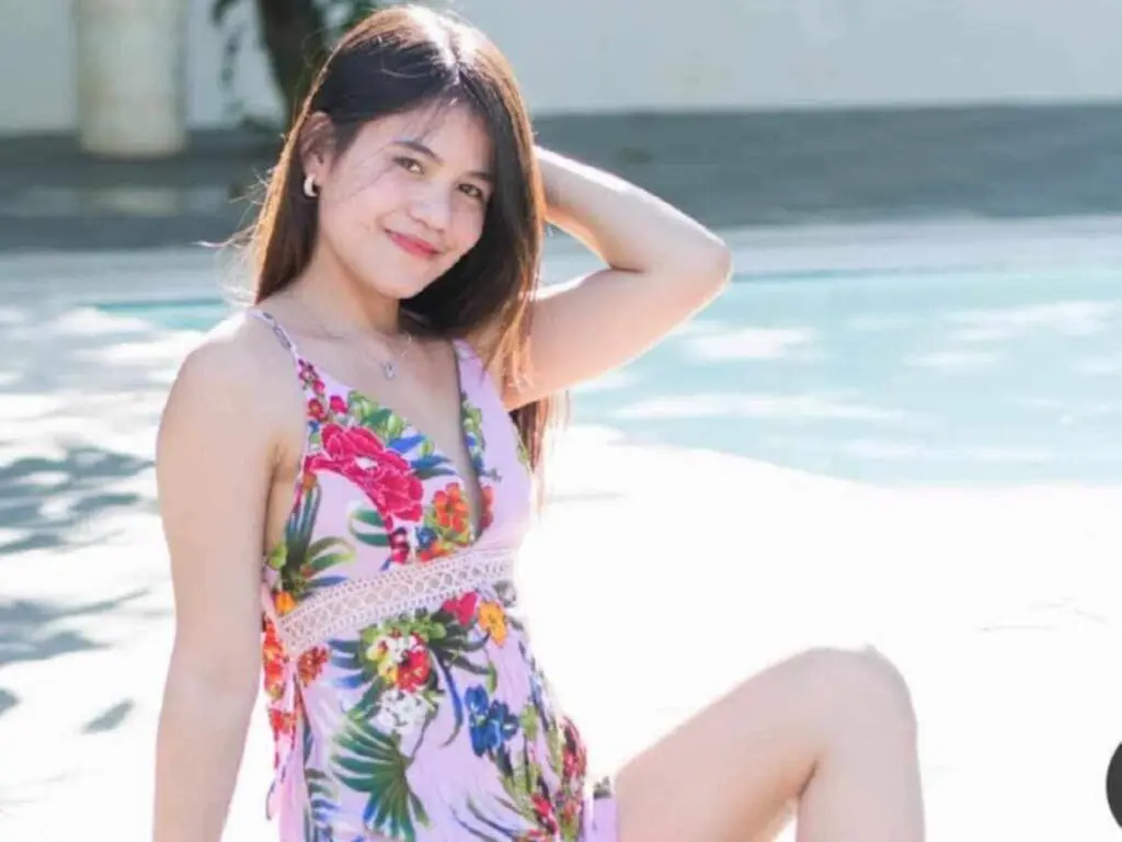 Live Sex Chat with ZindyCheng